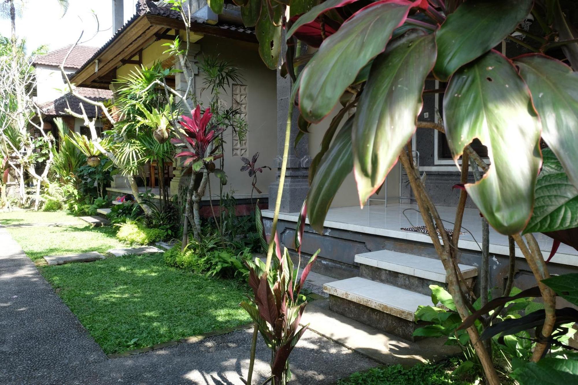 Suastika Guest House Ubud 外观 照片